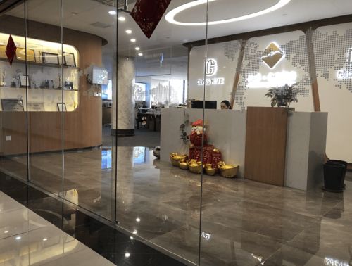 ?？谀陼⒋髥⒛?，后市場精品服務企業閃耀2021中國汽車流通行業年會暨博覽會